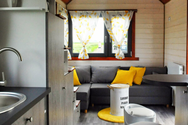 EMILIE_3-25 EMILIE_3-25